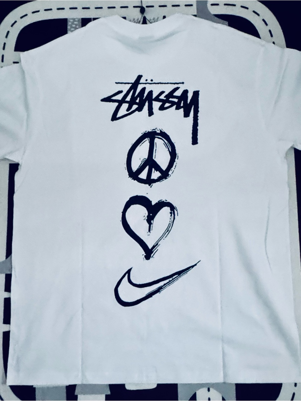 Stüssy x Nike Graphic Tee in White and Black Size M or L or XL